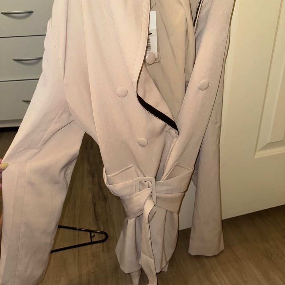 Chic Double-Breasted Trench Coat